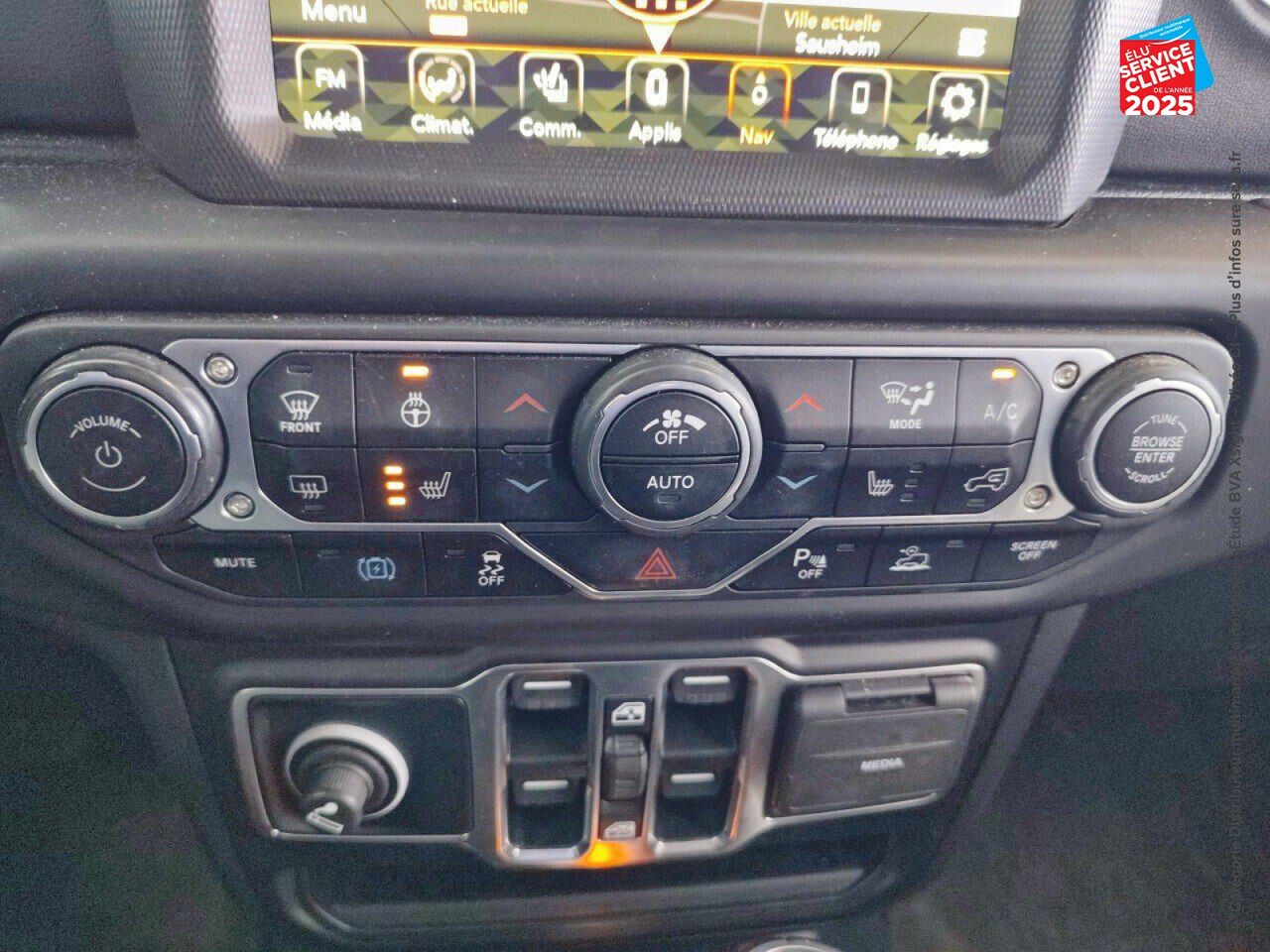 Véhicule d'occasion JEEP WRANGLER UNLIMITED 2.0 T 380CH 4XE OVERLAND COMMAND-TRAC MY23 chez Renault Colmar