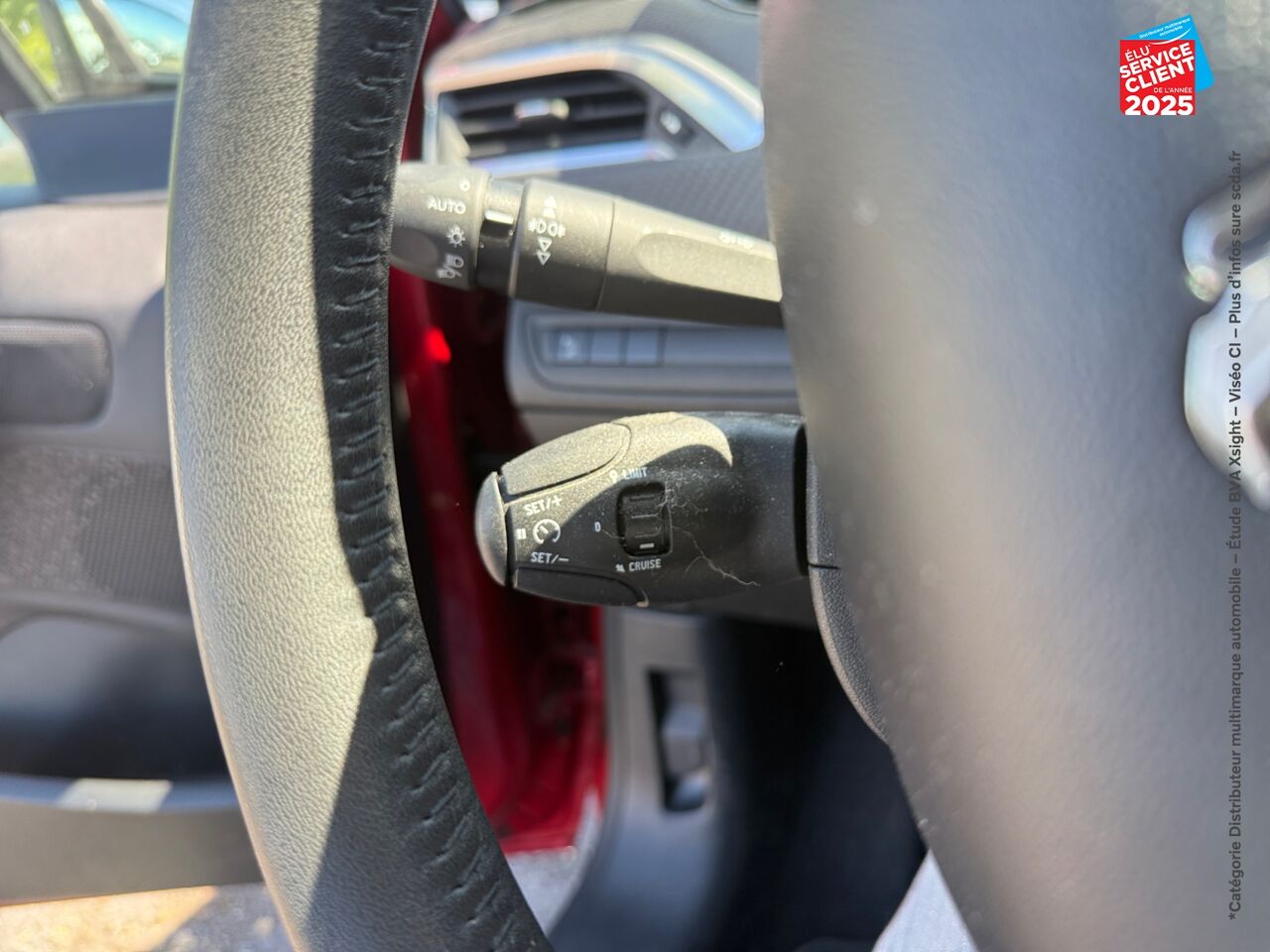 Véhicule d'occasion PEUGEOT 208 1.2 PURETECH 82CH STYLE 5P chez Renault Saint-Louis
