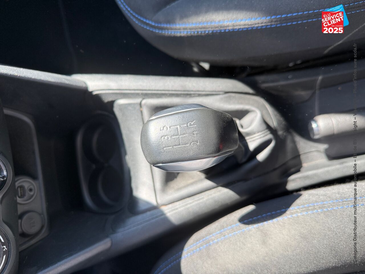 Véhicule d'occasion PEUGEOT 208 1.2 PURETECH 82CH STYLE 5P chez Renault Saint-Louis