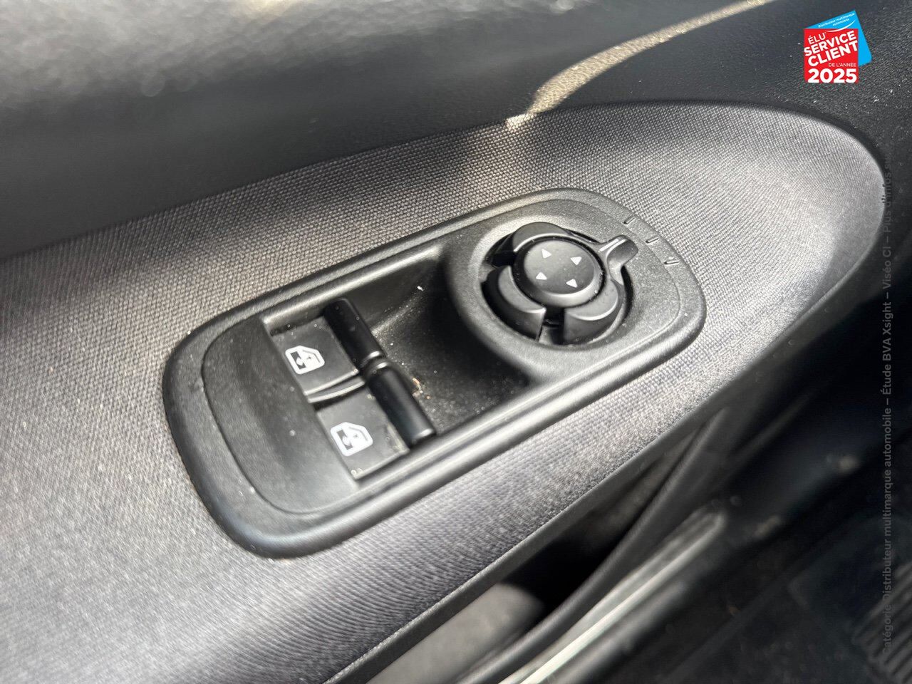 Véhicule d'occasion FIAT 500 3+1 E 118CH ICONE PLUS PACK MAGIC EYE chez Dacia Belfort
