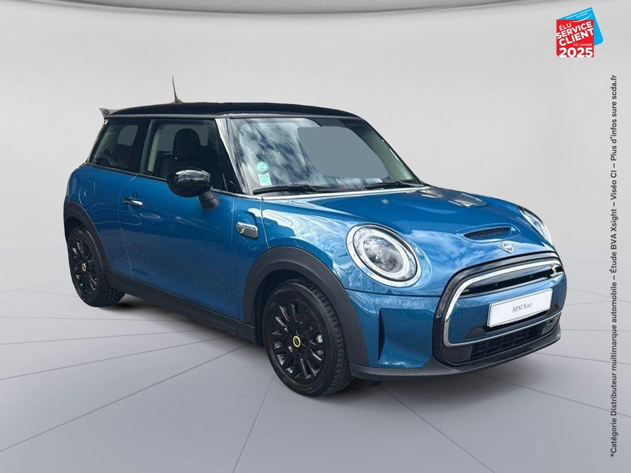 Véhicule d'occasion MINI MINI COOPER SE 184CH EDITION PREMIUM BVA 5CV SIEGES CHAUF GPS CAMERA chez BMW Pontarlier