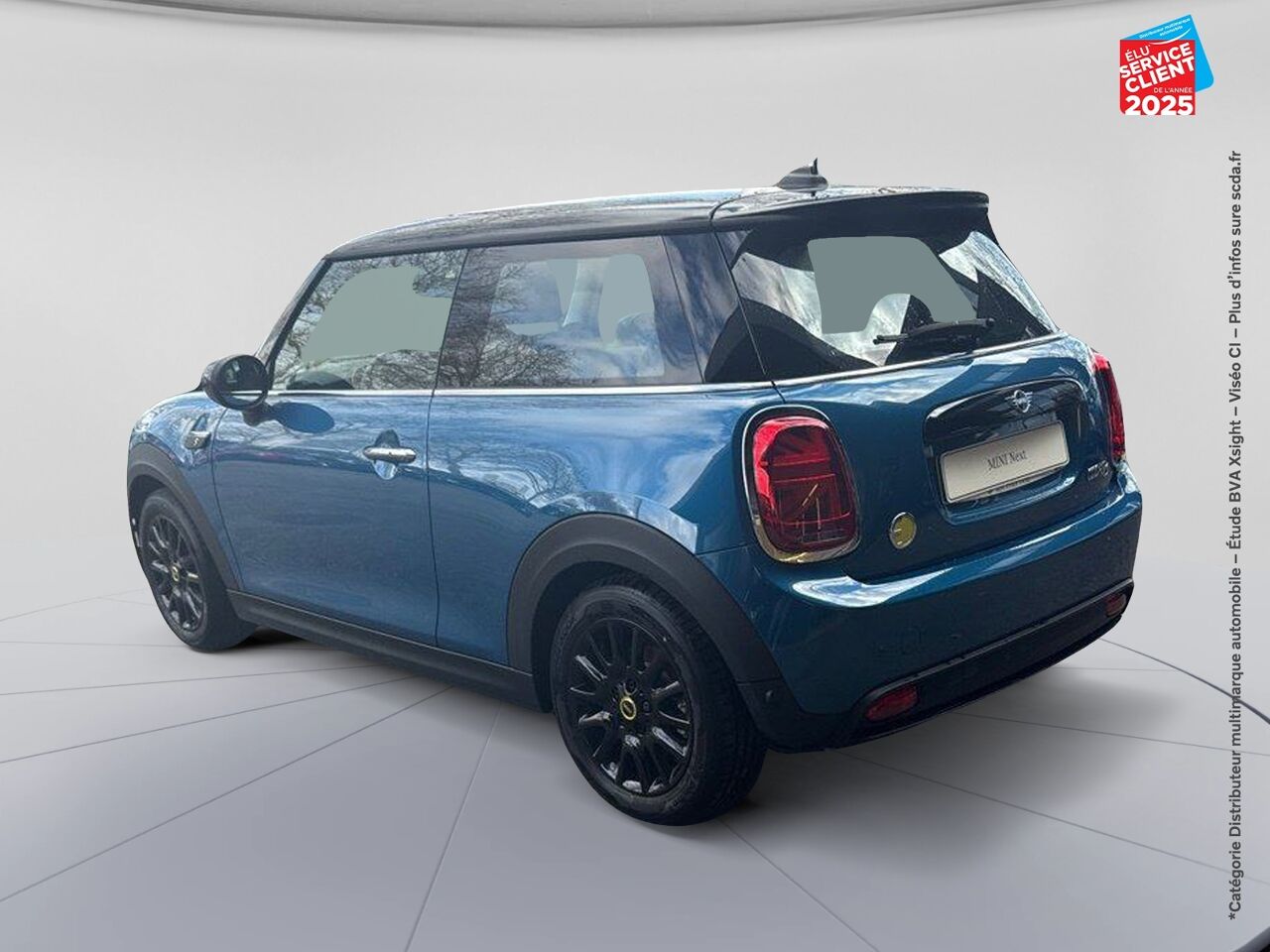 Véhicule d'occasion MINI MINI COOPER SE 184CH EDITION PREMIUM BVA 5CV SIEGES CHAUF GPS CAMERA chez BMW Pontarlier