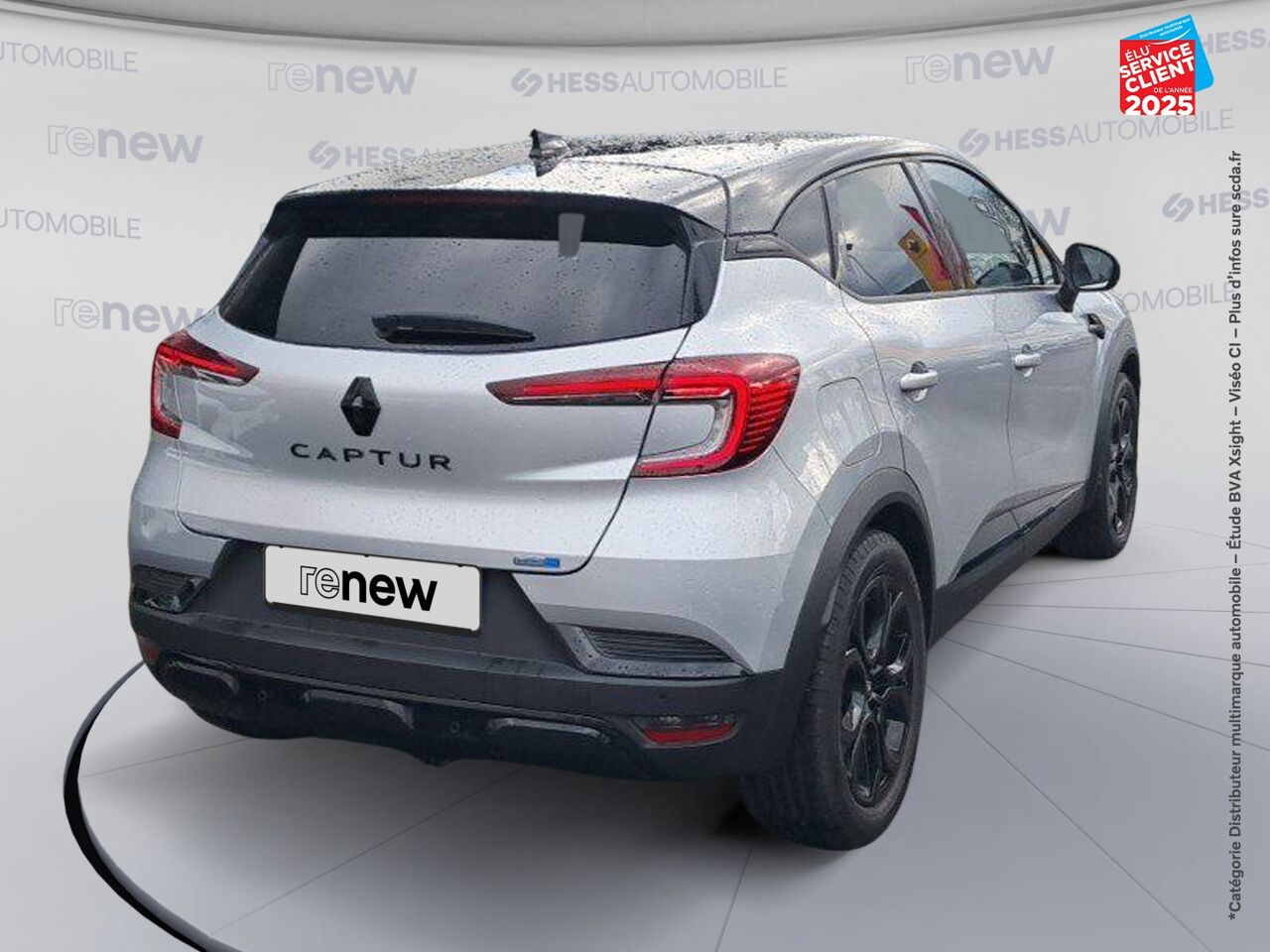 Véhicule d'occasion RENAULT CAPTUR 1.6 E-TECH HYBRIDE 145CH RIVE GAUCHE GPS CAMERA chez Renault Saint-Louis