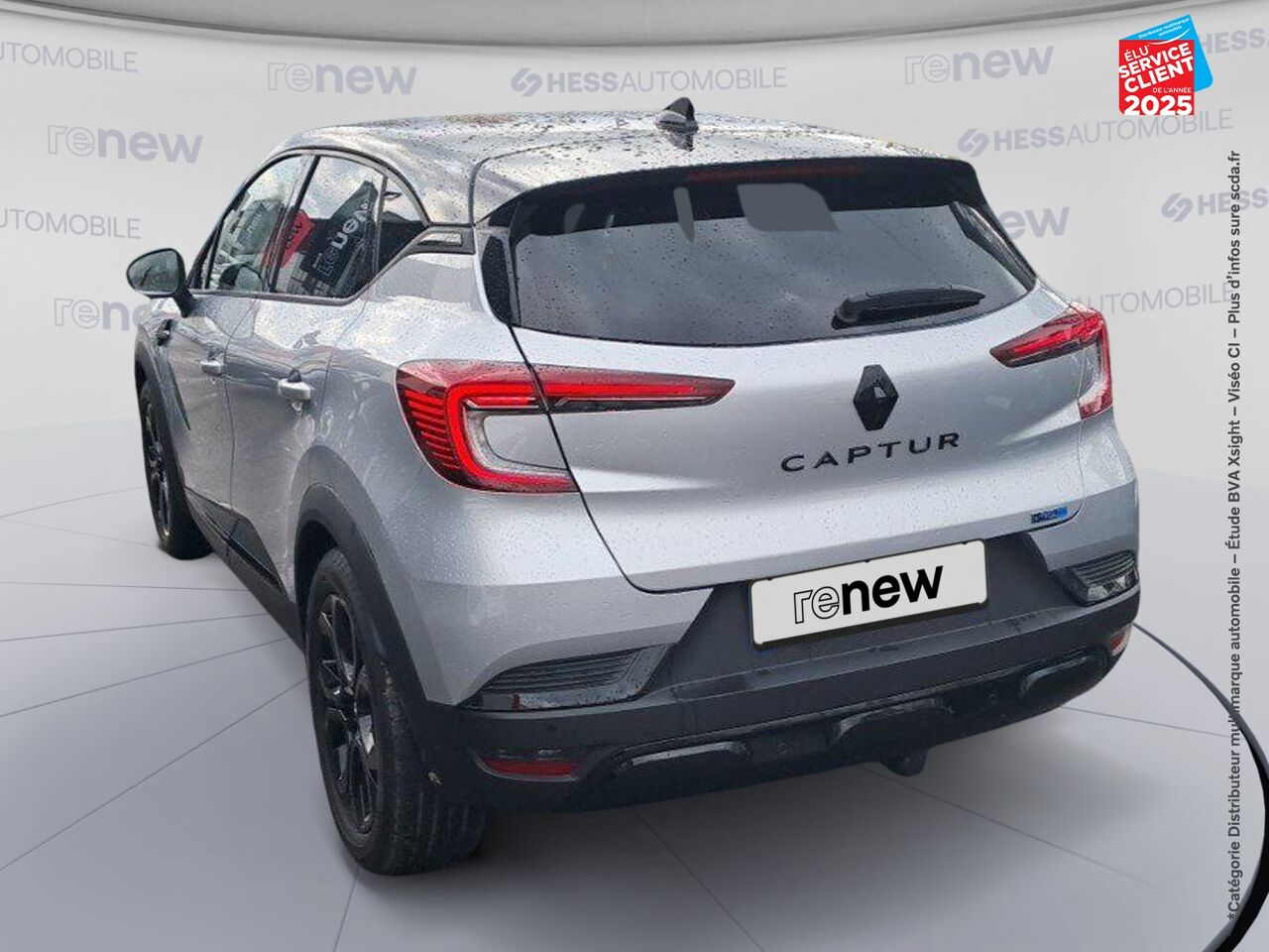 Véhicule d'occasion RENAULT CAPTUR 1.6 E-TECH HYBRIDE 145CH RIVE GAUCHE GPS CAMERA chez Renault Saint-Louis