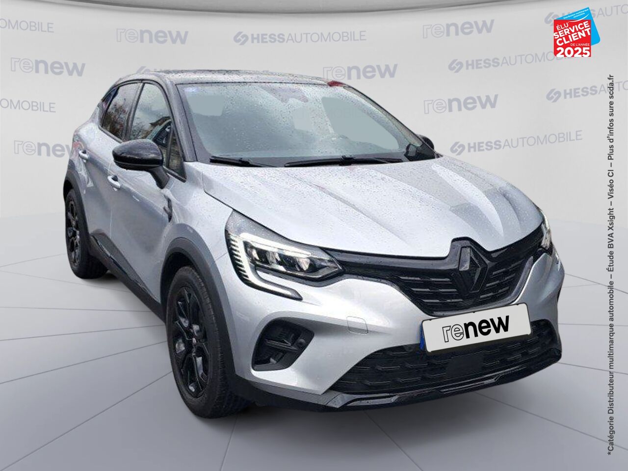 Véhicule d'occasion RENAULT CAPTUR 1.6 E-TECH HYBRIDE 145CH RIVE GAUCHE GPS CAMERA chez Renault Saint-Louis