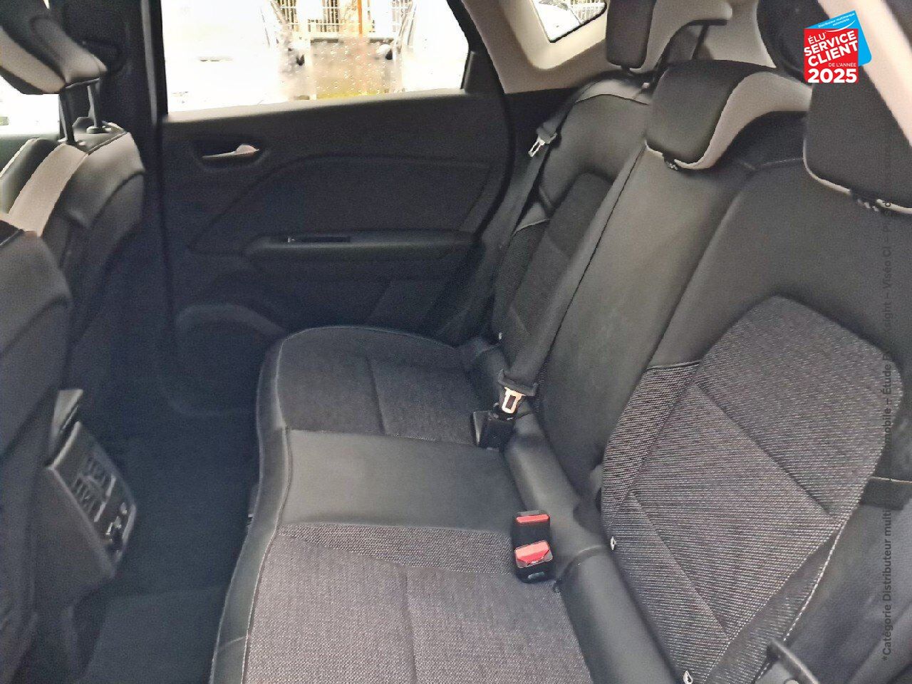 Véhicule d'occasion RENAULT CAPTUR 1.6 E-TECH HYBRIDE 145CH TECHNO FAST TRACK GPS CAMERA chez Nissan Belfort