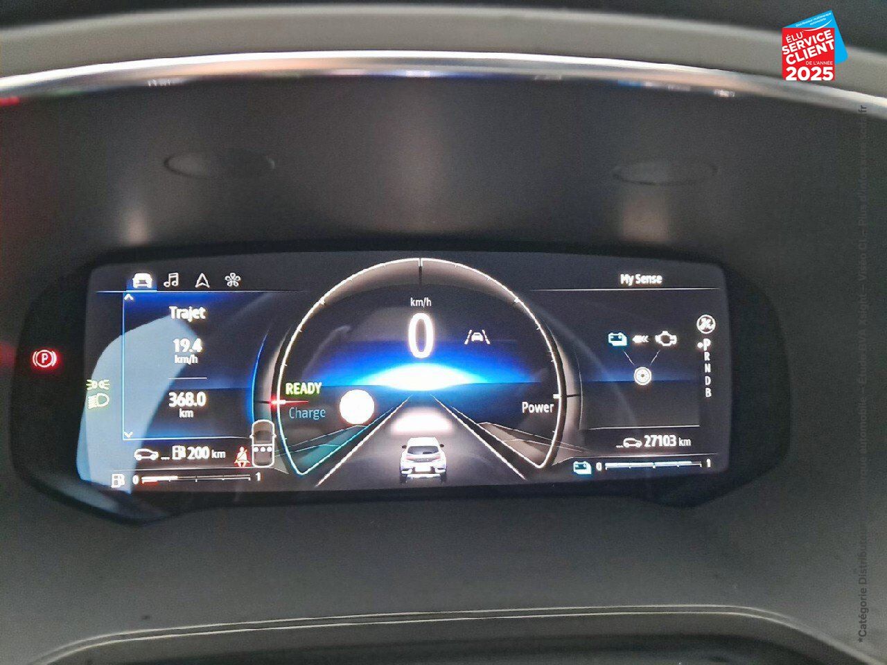 Véhicule d'occasion RENAULT CAPTUR 1.6 E-TECH HYBRIDE 145CH TECHNO FAST TRACK GPS CAMERA chez Nissan Belfort