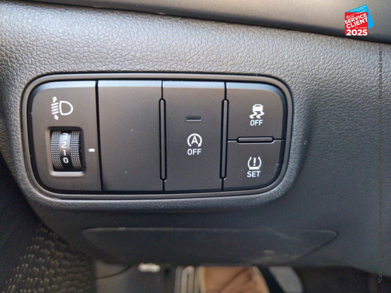 Véhicule d'occasion HYUNDAI BAYON 1.0 T-GDI 100CH HYBRID 48V INTUITIVE CAMERA chez Hyundai Epernay