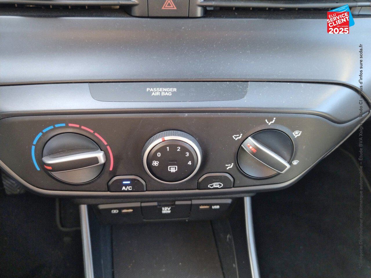 Véhicule d'occasion HYUNDAI BAYON 1.0 T-GDI 100CH HYBRID 48V INTUITIVE CAMERA chez Hyundai Epernay