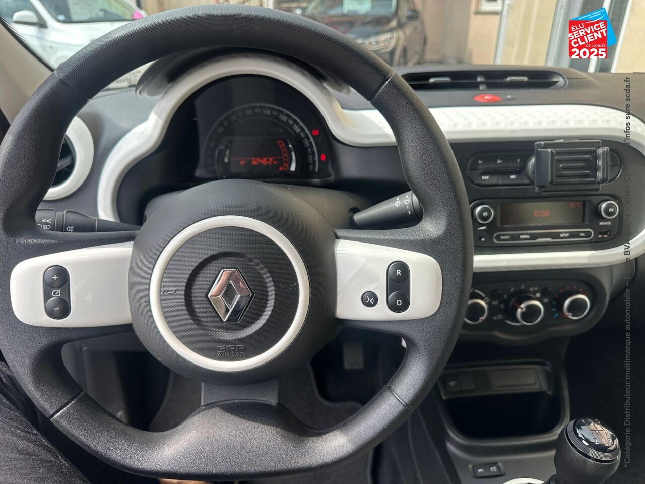 Véhicule d'occasion RENAULT TWINGO 1.0 SCE 65CH LIMITED - 21MY chez Opel Dijon