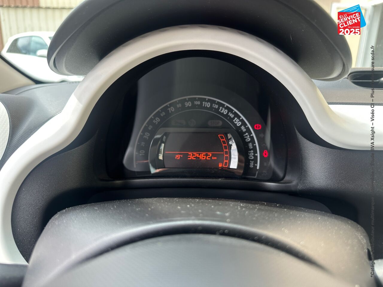Véhicule d'occasion RENAULT TWINGO 1.0 SCE 65CH LIMITED - 21MY chez Opel Dijon
