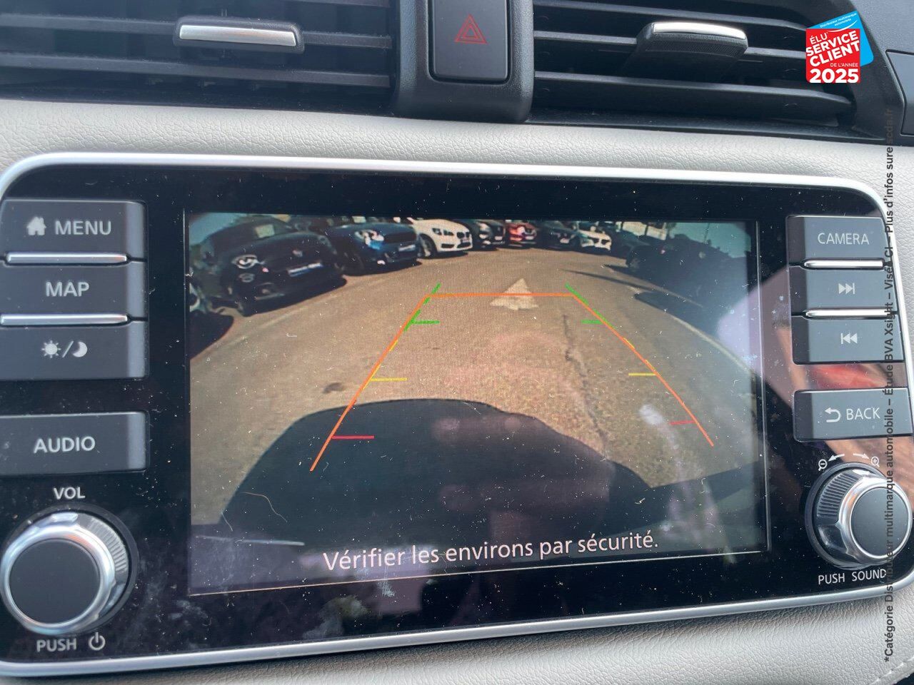 Véhicule d'occasion NISSAN MICRA 1.0 IG-T 100CH N-CONNECTA 2020 GPS CAMERA CARPLAY chez Renault Saint-Louis