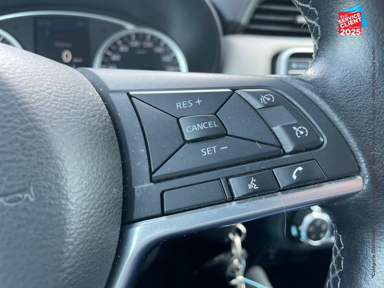 Véhicule d'occasion NISSAN MICRA 1.0 IG-T 100CH N-CONNECTA 2020 GPS CAMERA CARPLAY chez Renault Saint-Louis