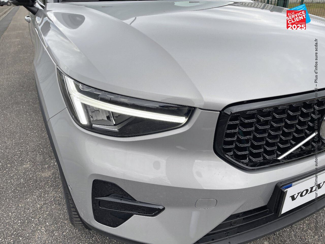 Véhicule d'occasion VOLVO XC40 B3 163CH ULTRA DCT 7 chez Volvo Epernay