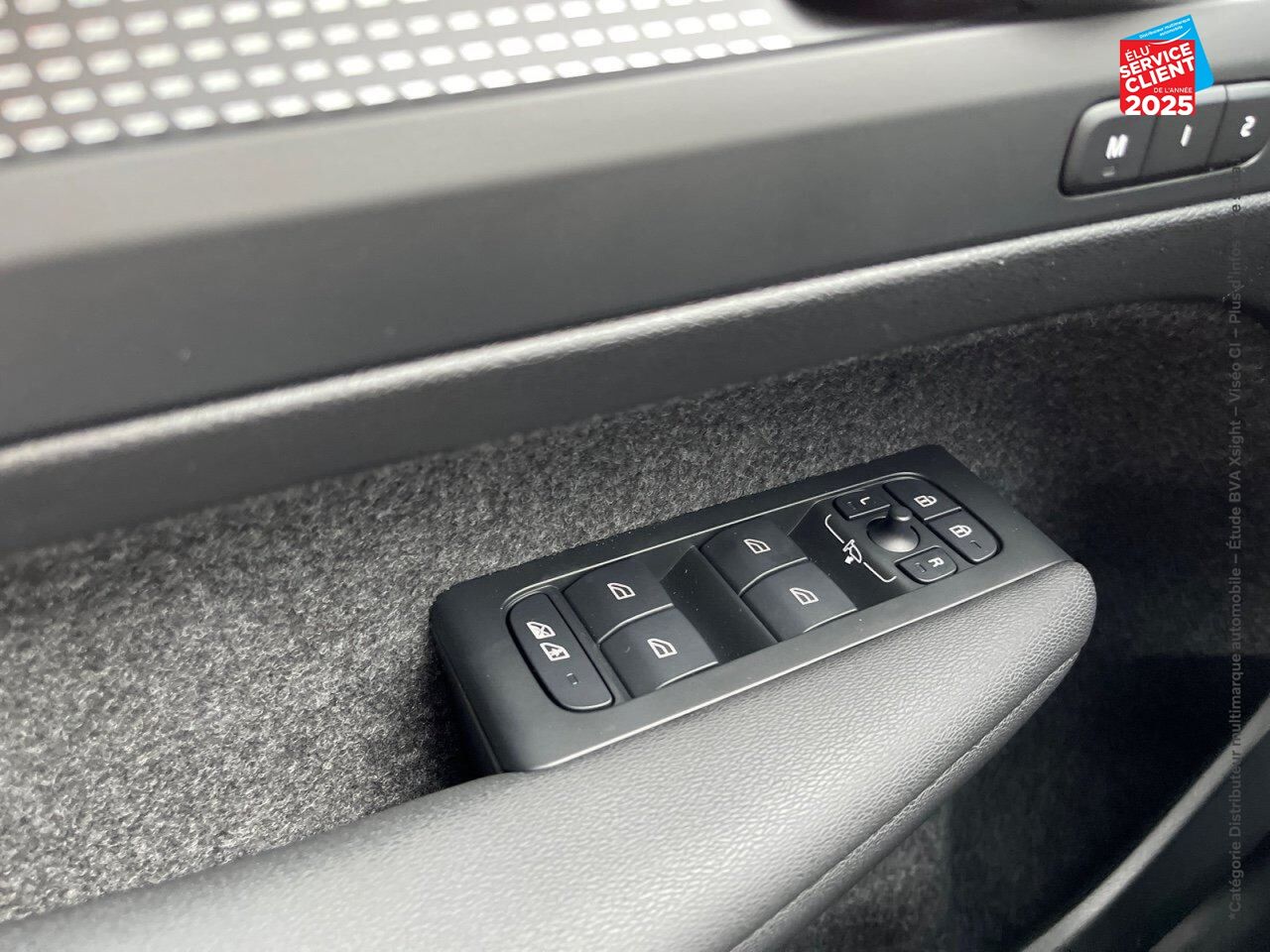 Véhicule d'occasion VOLVO XC40 B3 163CH ULTRA DCT 7 chez Volvo Epernay