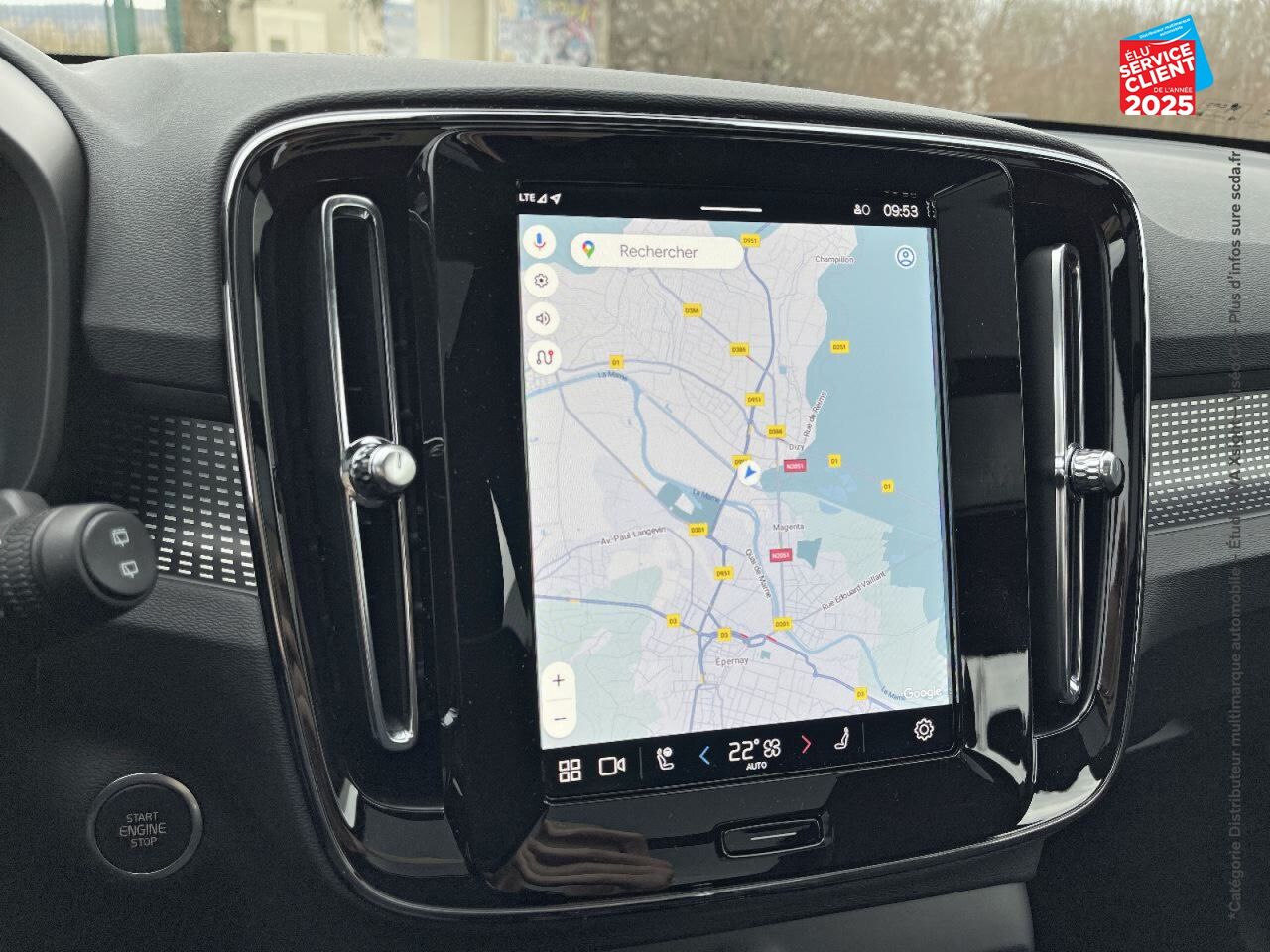 Véhicule d'occasion VOLVO XC40 B3 163CH ULTRA DCT 7 chez Volvo Epernay