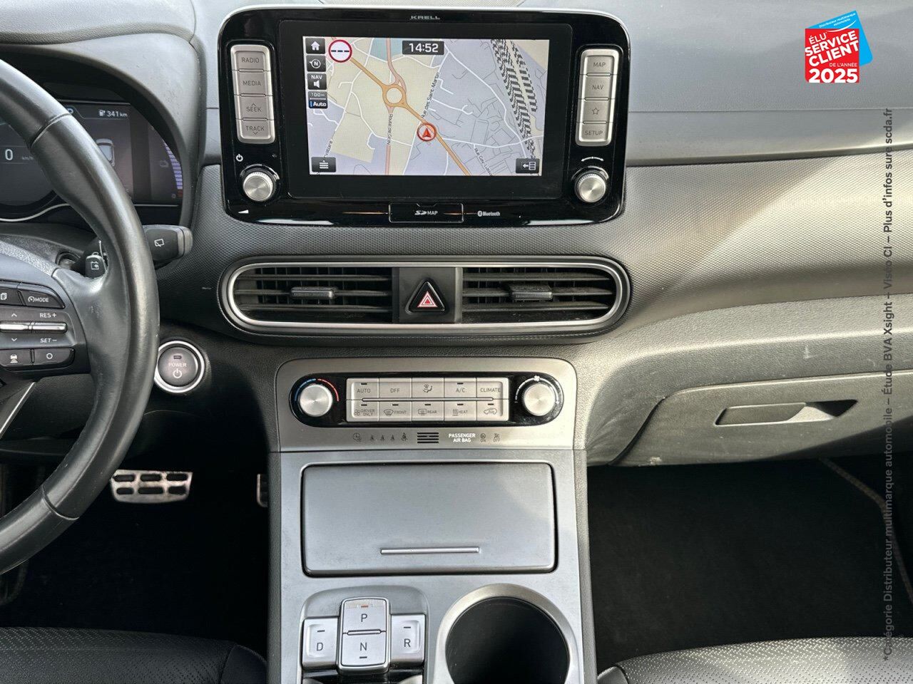 Véhicule d'occasion HYUNDAI KONA ELECTRIC 204CH EXECUTIVE EURO6D-T EVAP SIEGES CHAUF/CUIR GPS CAMERA CARPLAY chez Hyundai Epernay