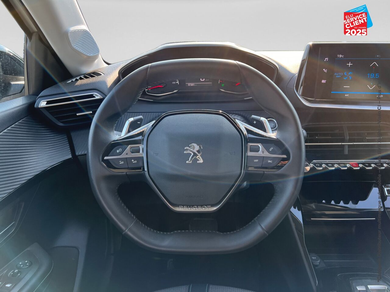 chez Peugeot Reims