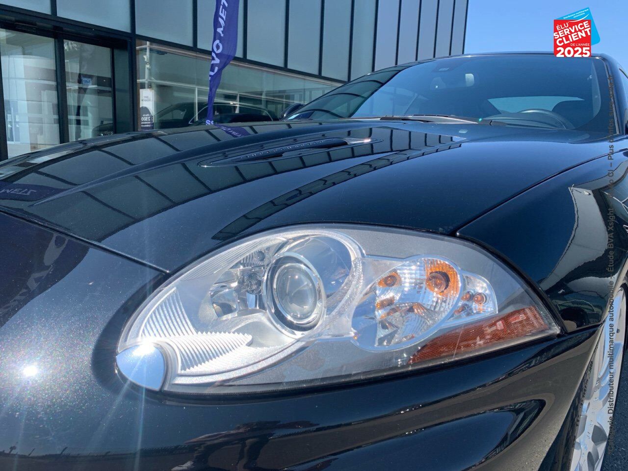 Véhicule d'occasion JAGUAR XK COUPE 5.0 V8 R SIEGES CHAUF/CUIR VOLANT CHAUF GPS B/WILKINS chez Toyota Thionville
