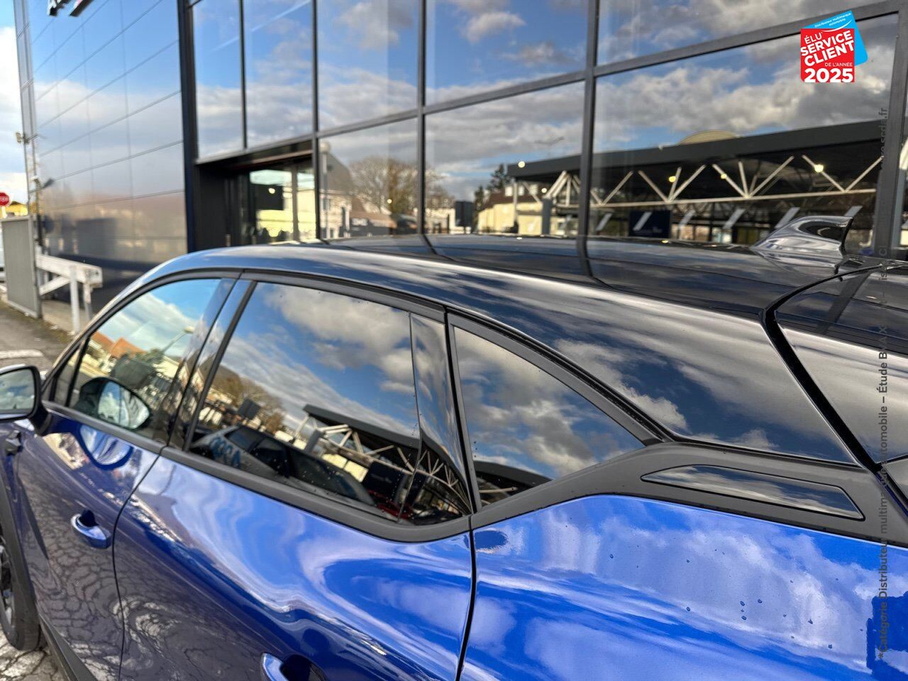 Véhicule d'occasion RENAULT CAPTUR 1.6 E-TECH FULL HYBRID 145CH TECHNO chez Opel Verdun