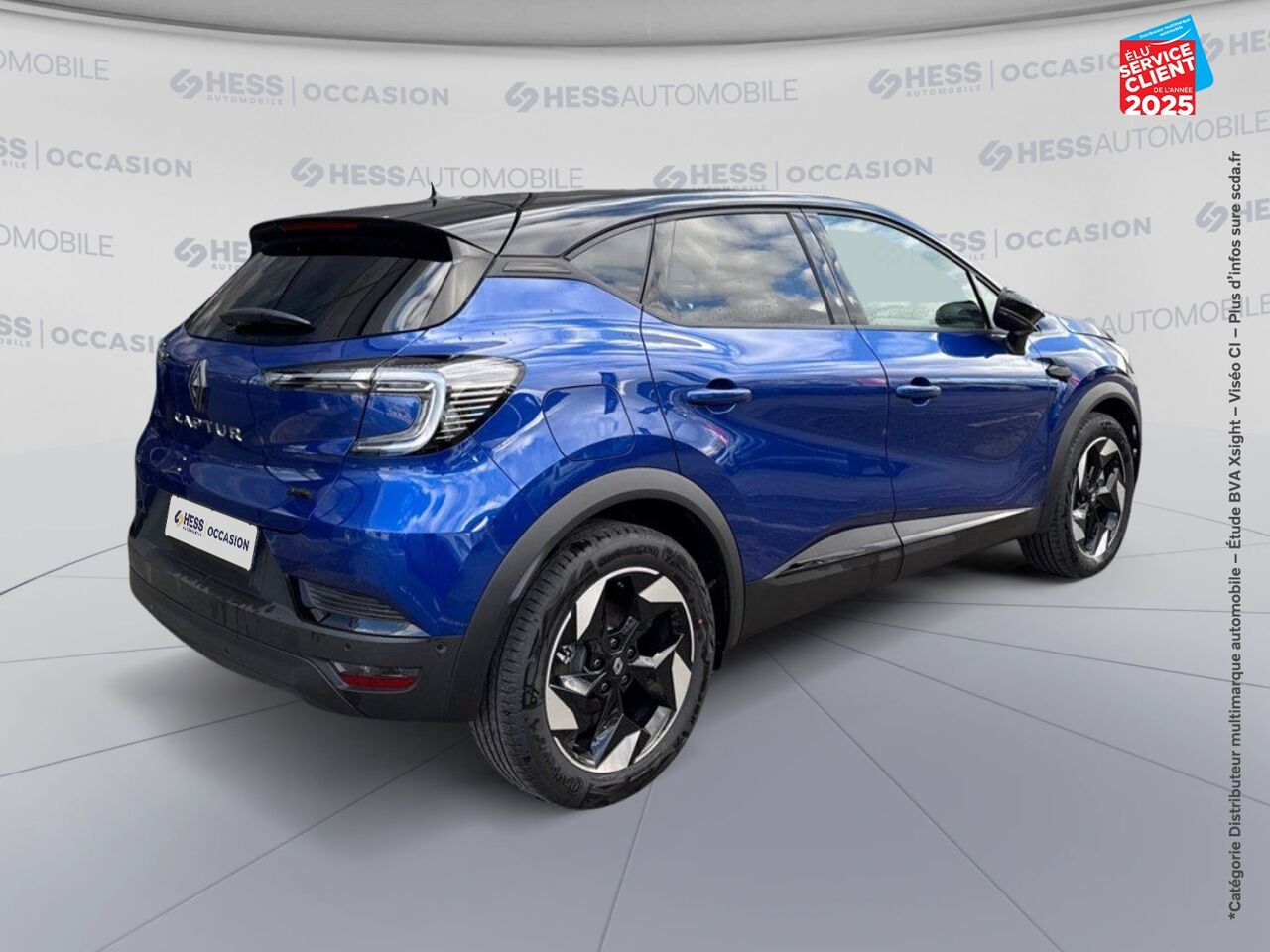Véhicule d'occasion RENAULT CAPTUR 1.6 E-TECH FULL HYBRID 145CH TECHNO chez Opel Verdun