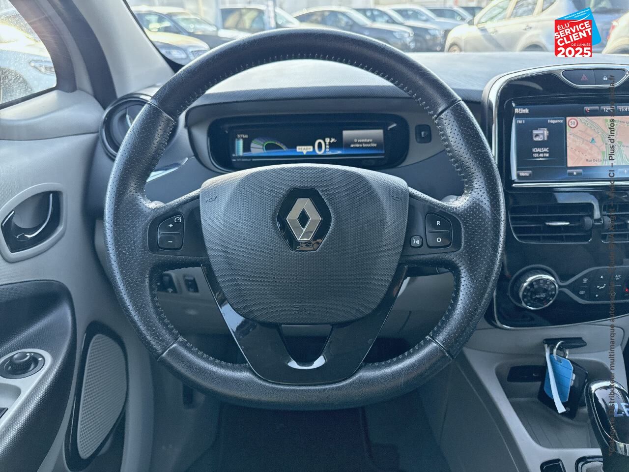 Véhicule d'occasion RENAULT ZOE INTENS CHARGE NORMALE TYPE 2 GPS - ACHAT INTEGRAL chez Primocar