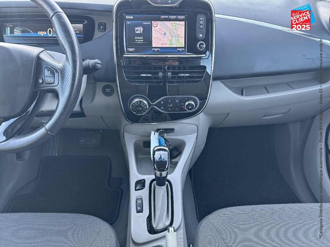 Véhicule d'occasion RENAULT ZOE INTENS CHARGE NORMALE TYPE 2 GPS - ACHAT INTEGRAL chez Primocar