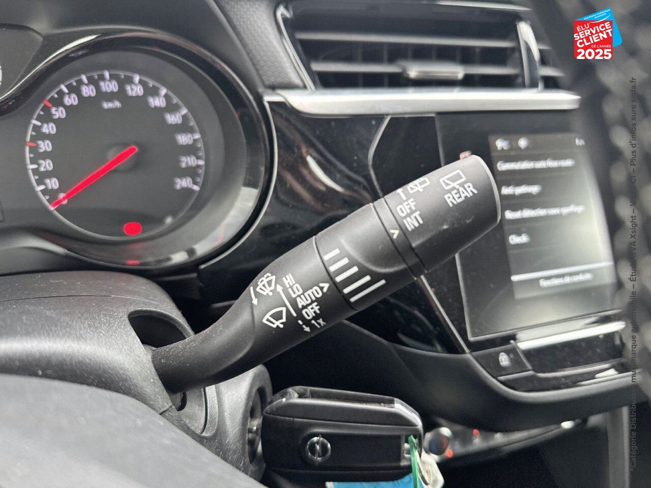 Véhicule d'occasion OPEL CORSA 1.2 75CH ELEGANCE BUSINESS chez Hyundai Strasbourg