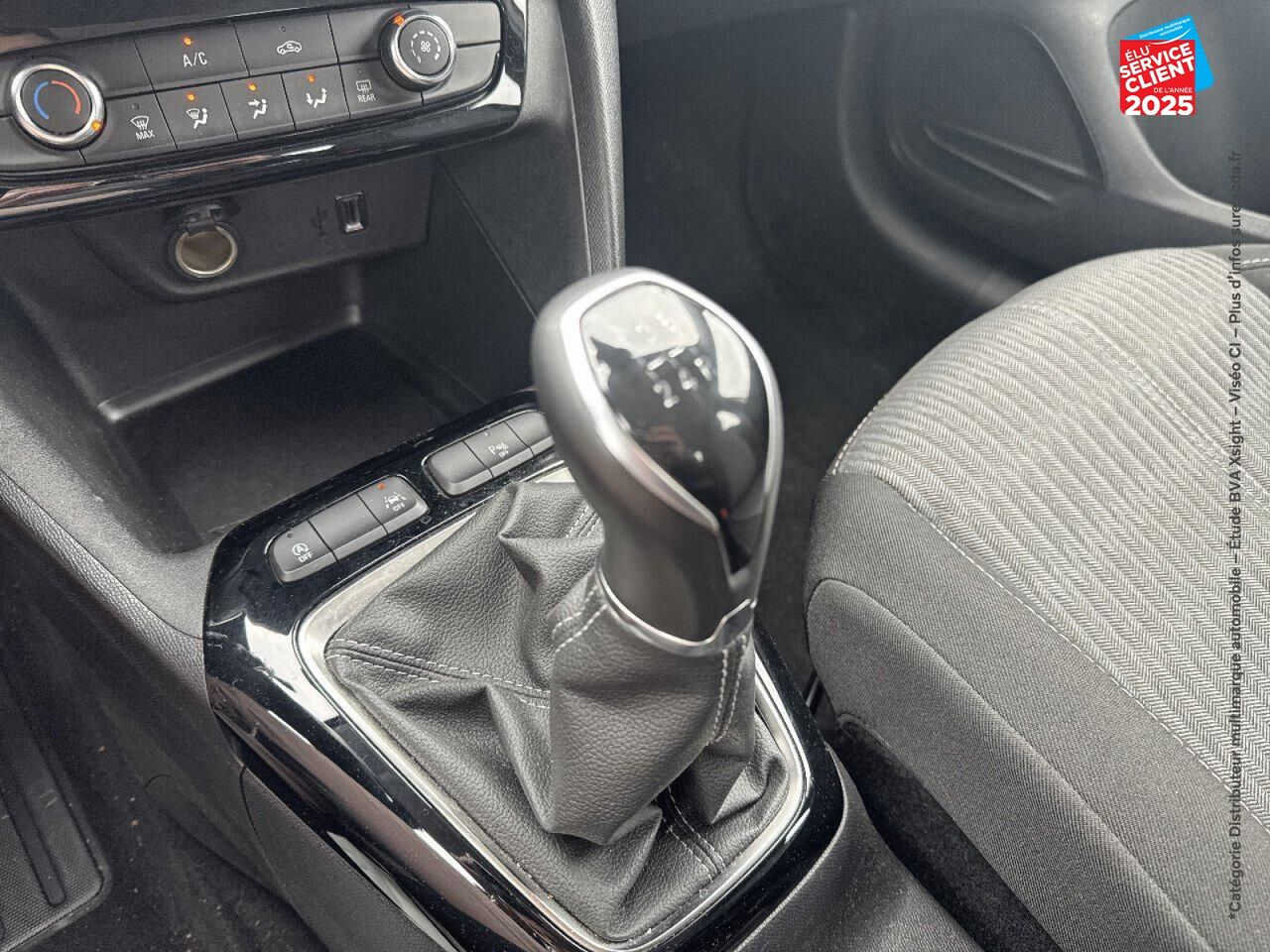 Véhicule d'occasion OPEL CORSA 1.2 75CH ELEGANCE BUSINESS chez Toyota Verdun