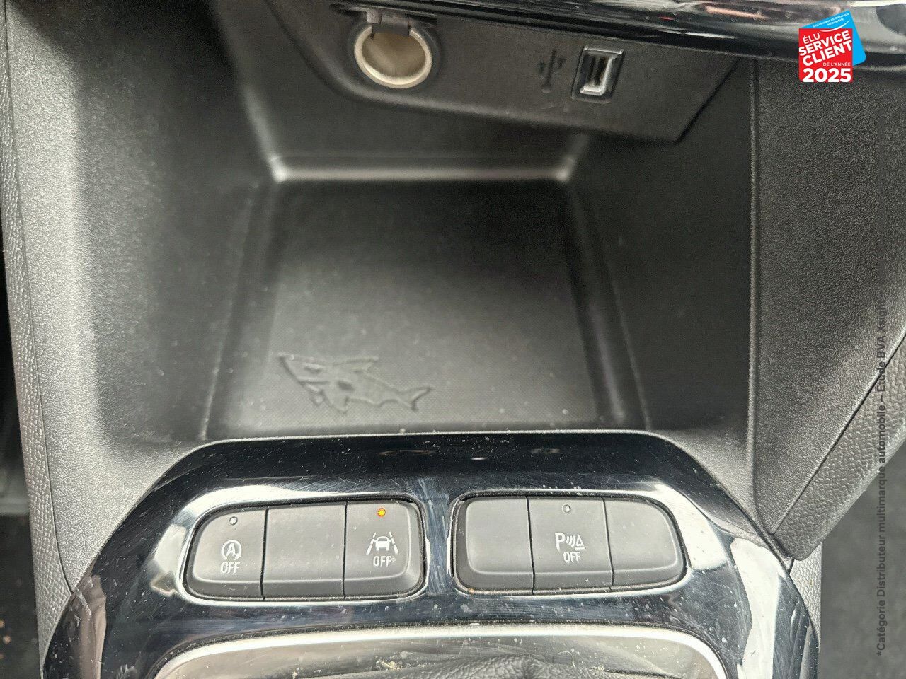 Véhicule d'occasion OPEL CORSA 1.2 75CH ELEGANCE BUSINESS chez Toyota Verdun