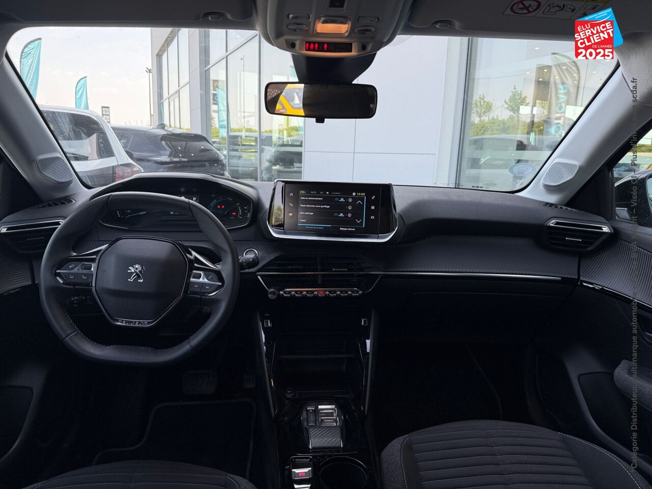 Véhicule d'occasion PEUGEOT 208 E-136CH STYLE CAMERA CARPLAY chez Renault Saint-Louis