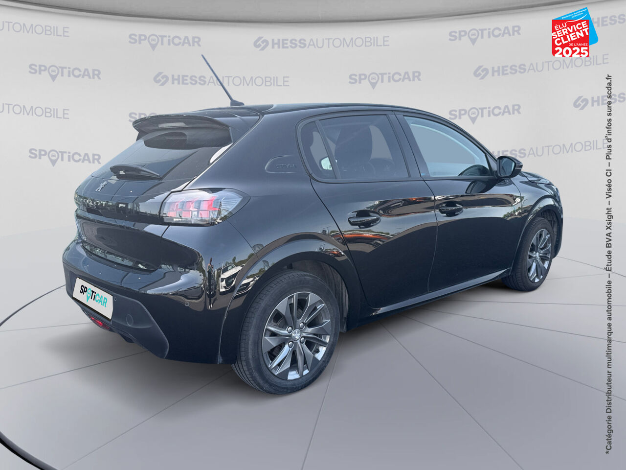 Véhicule d'occasion PEUGEOT 208 E-136CH STYLE CAMERA CARPLAY chez Renault Saint-Louis
