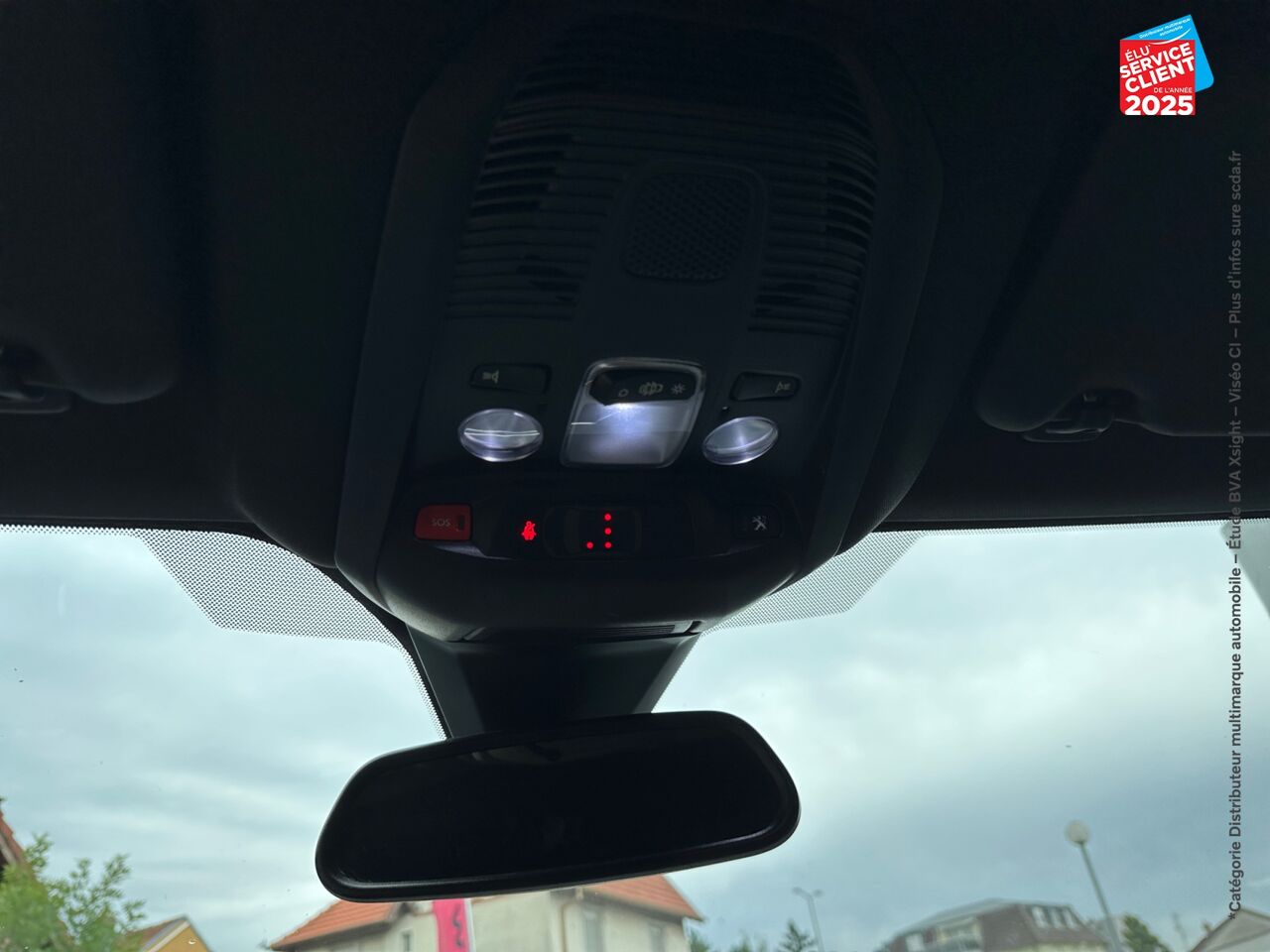 Véhicule d'occasion PEUGEOT 3008 1.2 PURETECH 130CH SS GT LINE EAT8 chez Toyota Saint Dizier