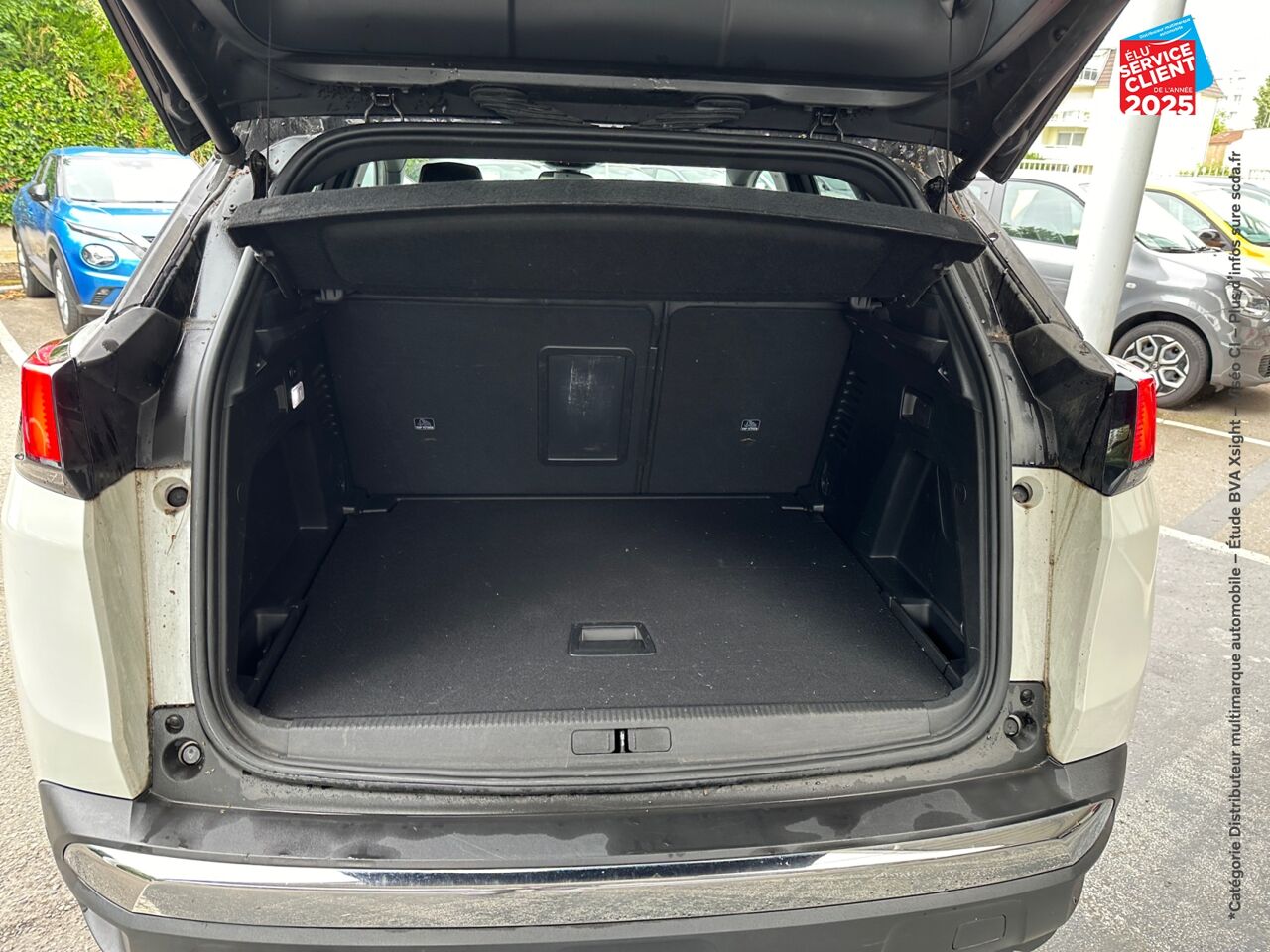 Véhicule d'occasion PEUGEOT 3008 1.2 PURETECH 130CH SS GT LINE EAT8 chez Toyota Saint Dizier