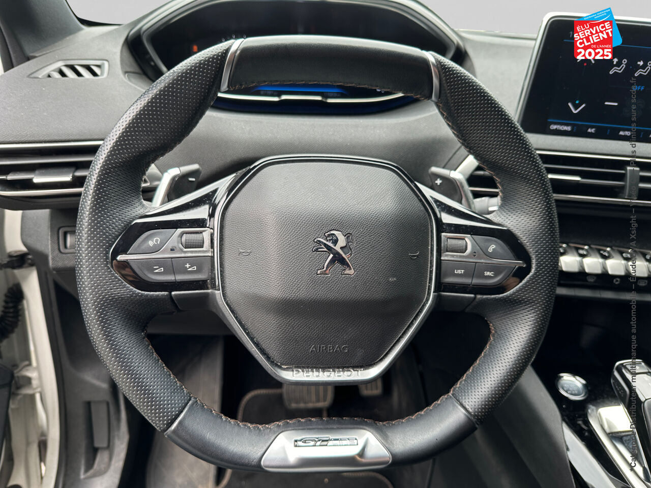 Véhicule d'occasion PEUGEOT 3008 1.2 PURETECH 130CH SS GT LINE EAT8 chez Toyota Saint Dizier