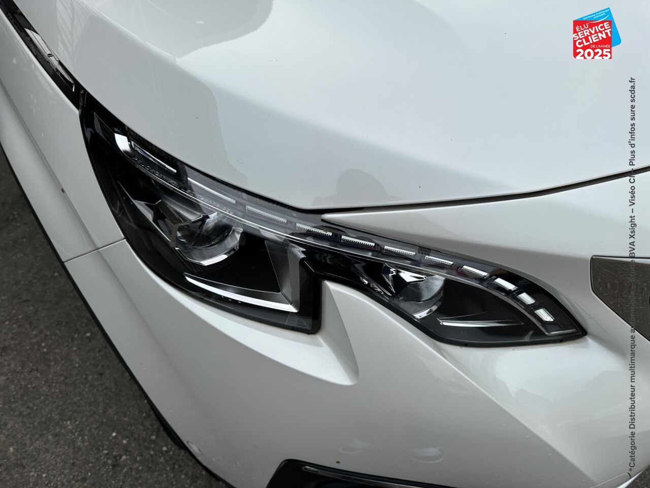 Véhicule d'occasion PEUGEOT 3008 1.2 PURETECH 130CH SS GT LINE EAT8 chez Toyota Saint Dizier