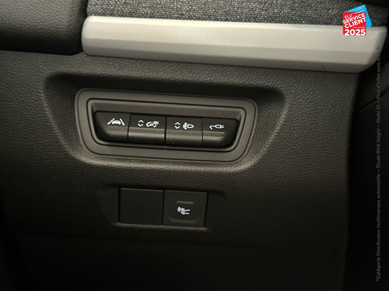 Véhicule d'occasion RENAULT ZOE E-TECH LIMITED CHARGE NORMALE R110 ACHAT INTEGRAL GPS RADAR AV/AR chez Hyundai Chalons