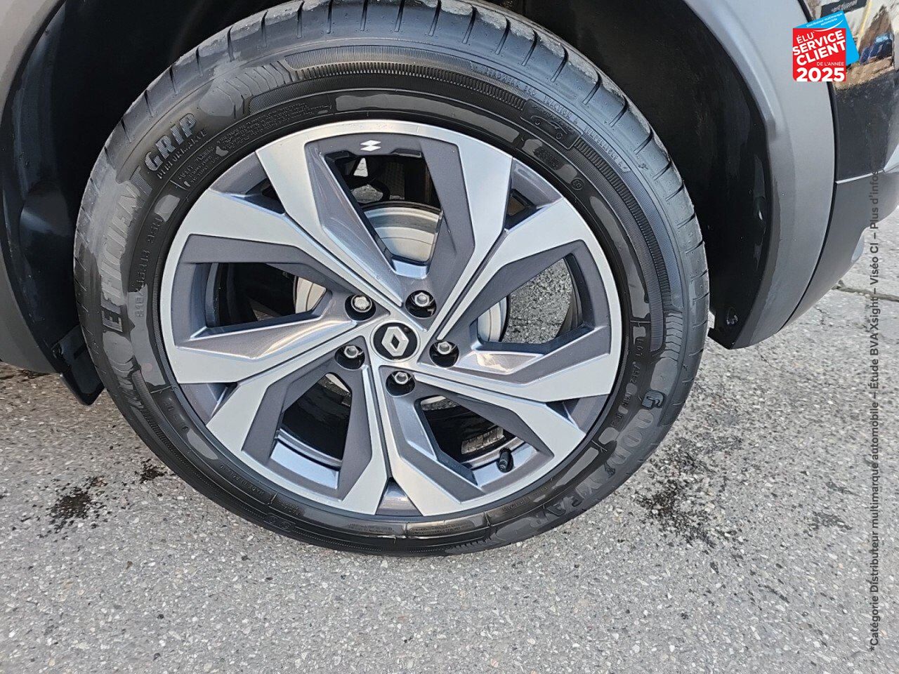 Véhicule d'occasion RENAULT CAPTUR 1.3 TCE 140CH FAP RS LINE -21B chez Renault Saint-Louis