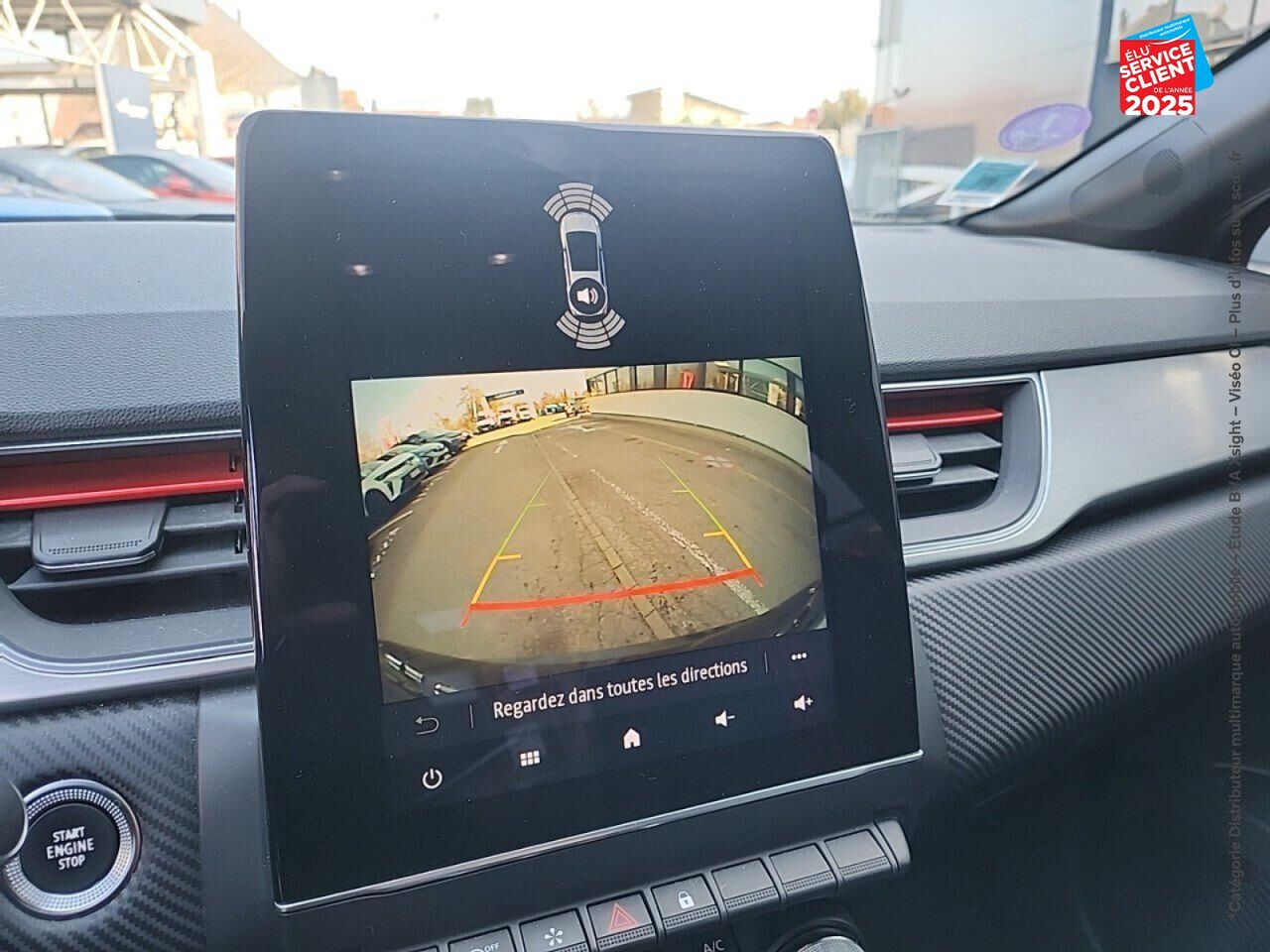 Véhicule d'occasion RENAULT CAPTUR 1.3 TCE 140CH FAP RS LINE -21B chez Renault Saint-Louis