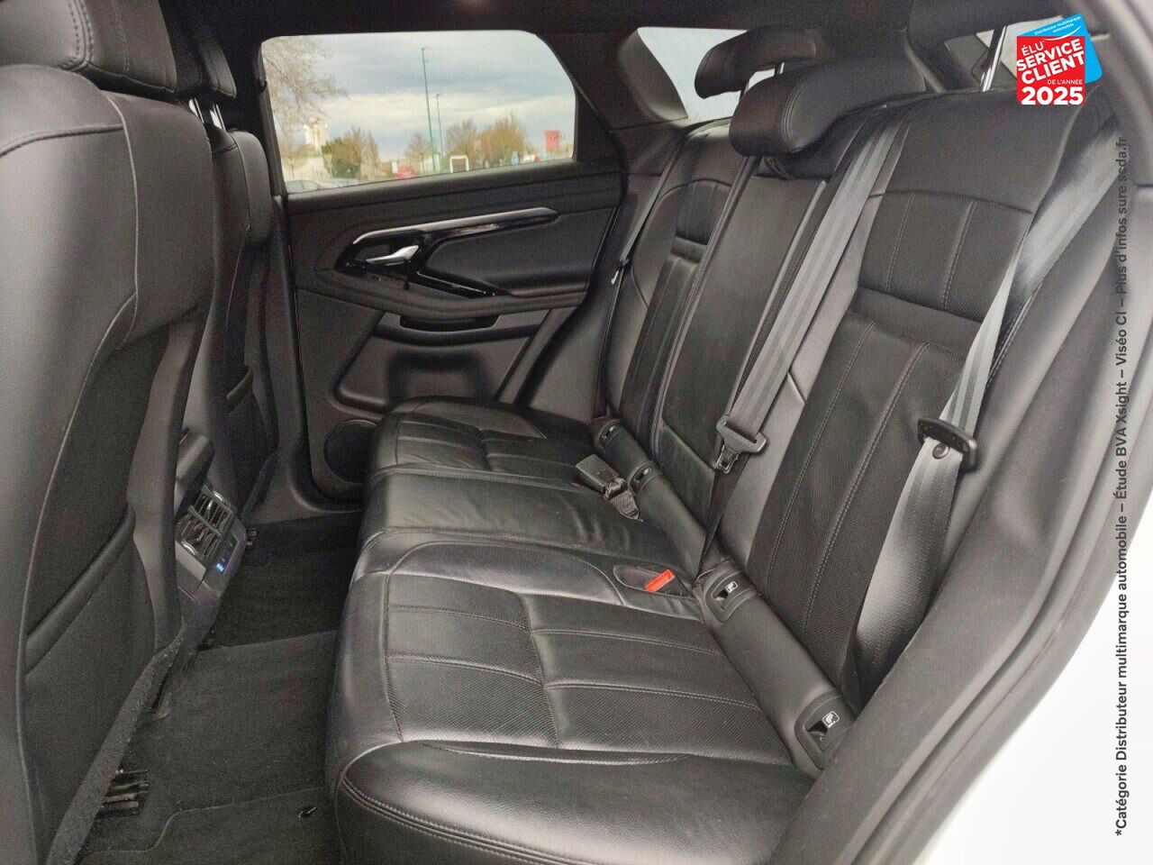 Véhicule d'occasion LAND-ROVER RANGE ROVER EVOQUE 2.0 D 180CH R-DYNAMIC SE AWD BVA chez Renault Saint-Louis