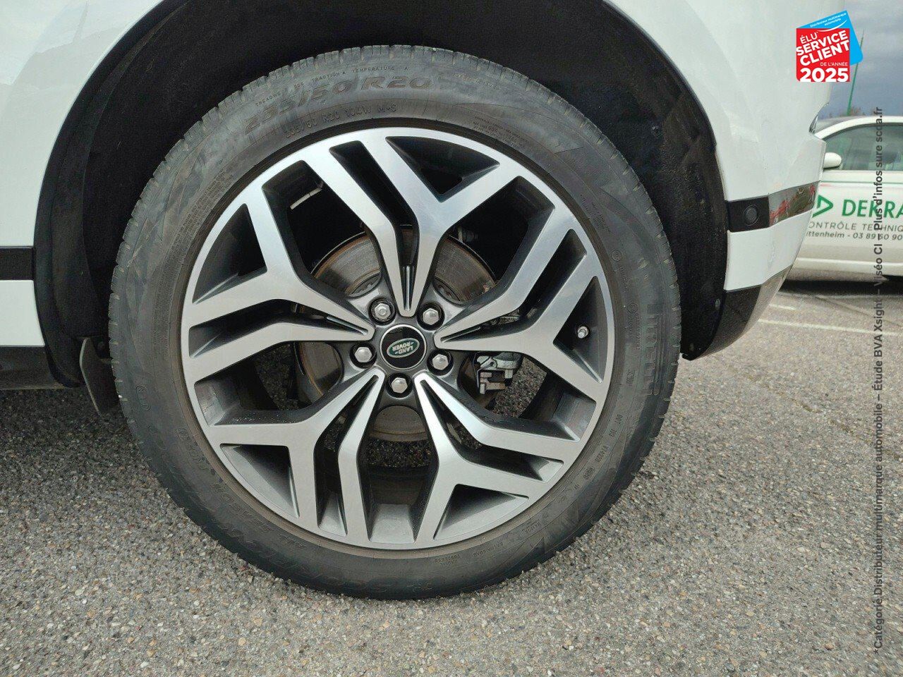 Véhicule d'occasion LAND-ROVER RANGE ROVER EVOQUE 2.0 D 180CH R-DYNAMIC SE AWD BVA chez Renault Saint-Louis