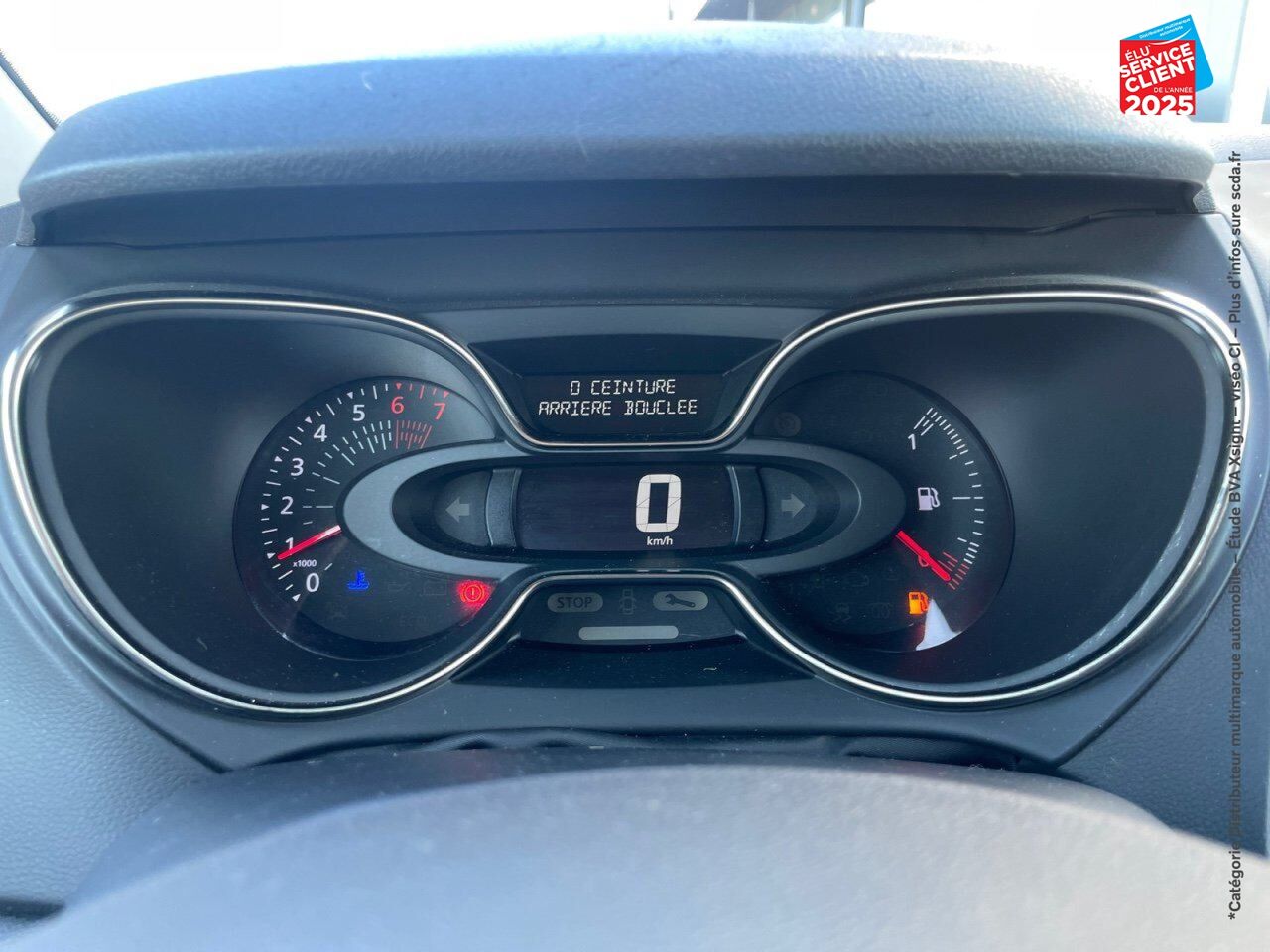 Véhicule d'occasion RENAULT CAPTUR 1.2 TCE 120CH ENERGY INTENS chez Toyota Sarreguemines