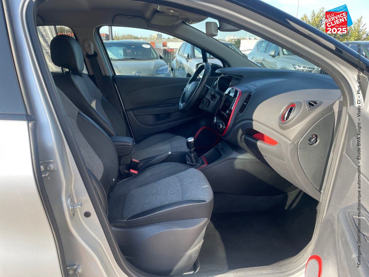 Véhicule d'occasion RENAULT CAPTUR 1.2 TCE 120CH ENERGY INTENS chez Toyota Sarreguemines