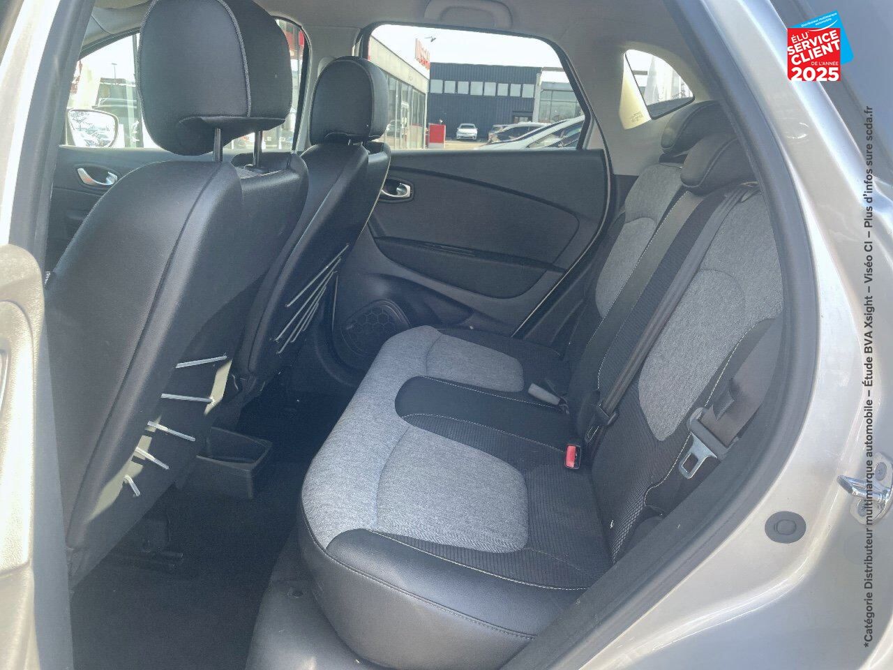 Véhicule d'occasion RENAULT CAPTUR 1.2 TCE 120CH ENERGY INTENS chez Toyota Sarreguemines