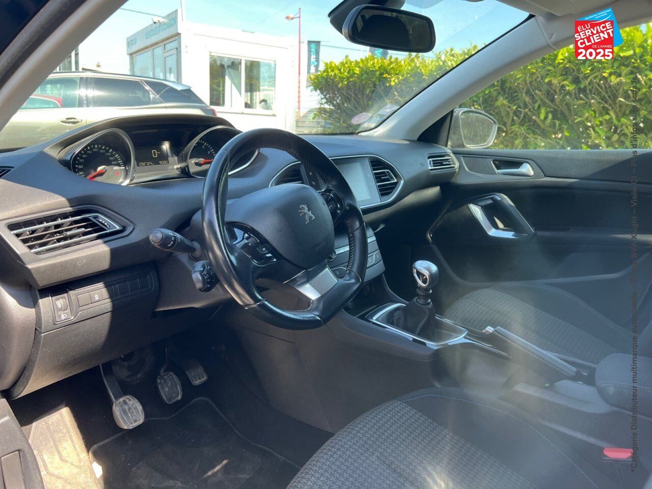Véhicule d'occasion PEUGEOT 308 1.2 PURETECH 130CH 6.C S/S STYLE RADAR AR CARPLAY chez Renault Saint-Louis