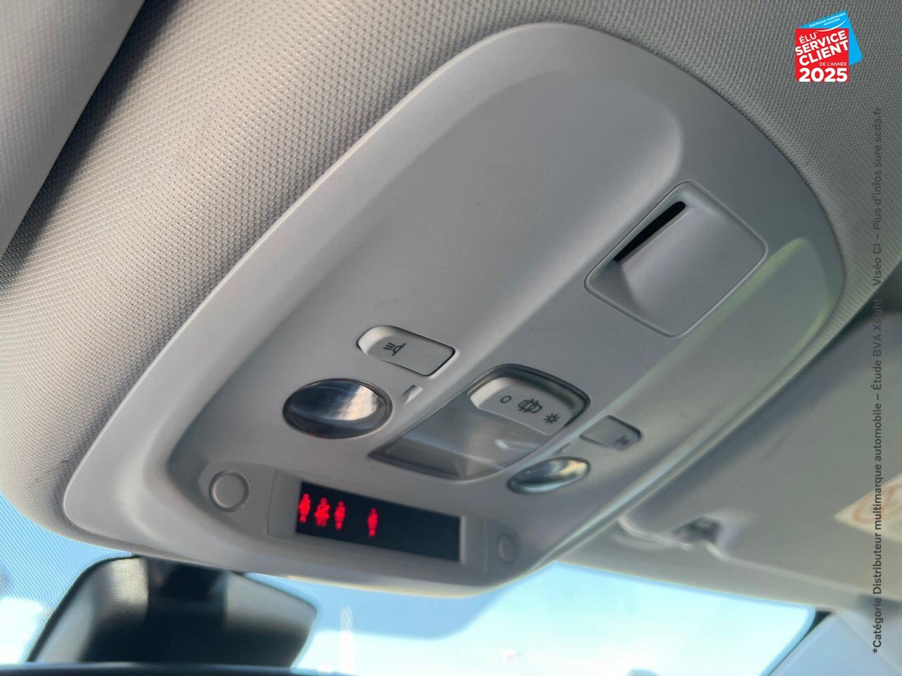 Véhicule d'occasion PEUGEOT 308 1.2 PURETECH 130CH 6.C S/S STYLE RADAR AR CARPLAY chez Renault Saint-Louis