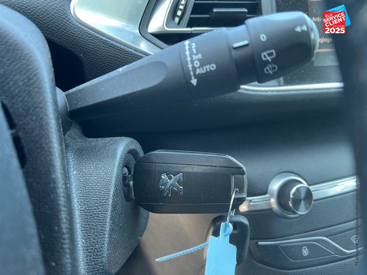 Véhicule d'occasion PEUGEOT 308 1.2 PURETECH 130CH 6.C S/S STYLE RADAR AR CARPLAY chez Renault Saint-Louis