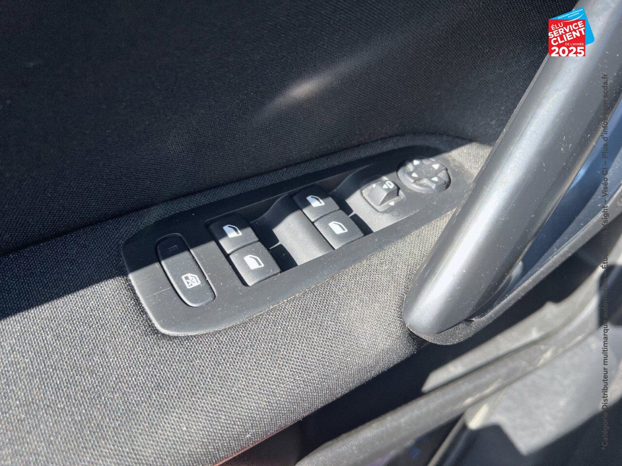 Véhicule d'occasion PEUGEOT 308 1.2 PURETECH 130CH 6.C S/S STYLE RADAR AR CARPLAY chez Renault Saint-Louis