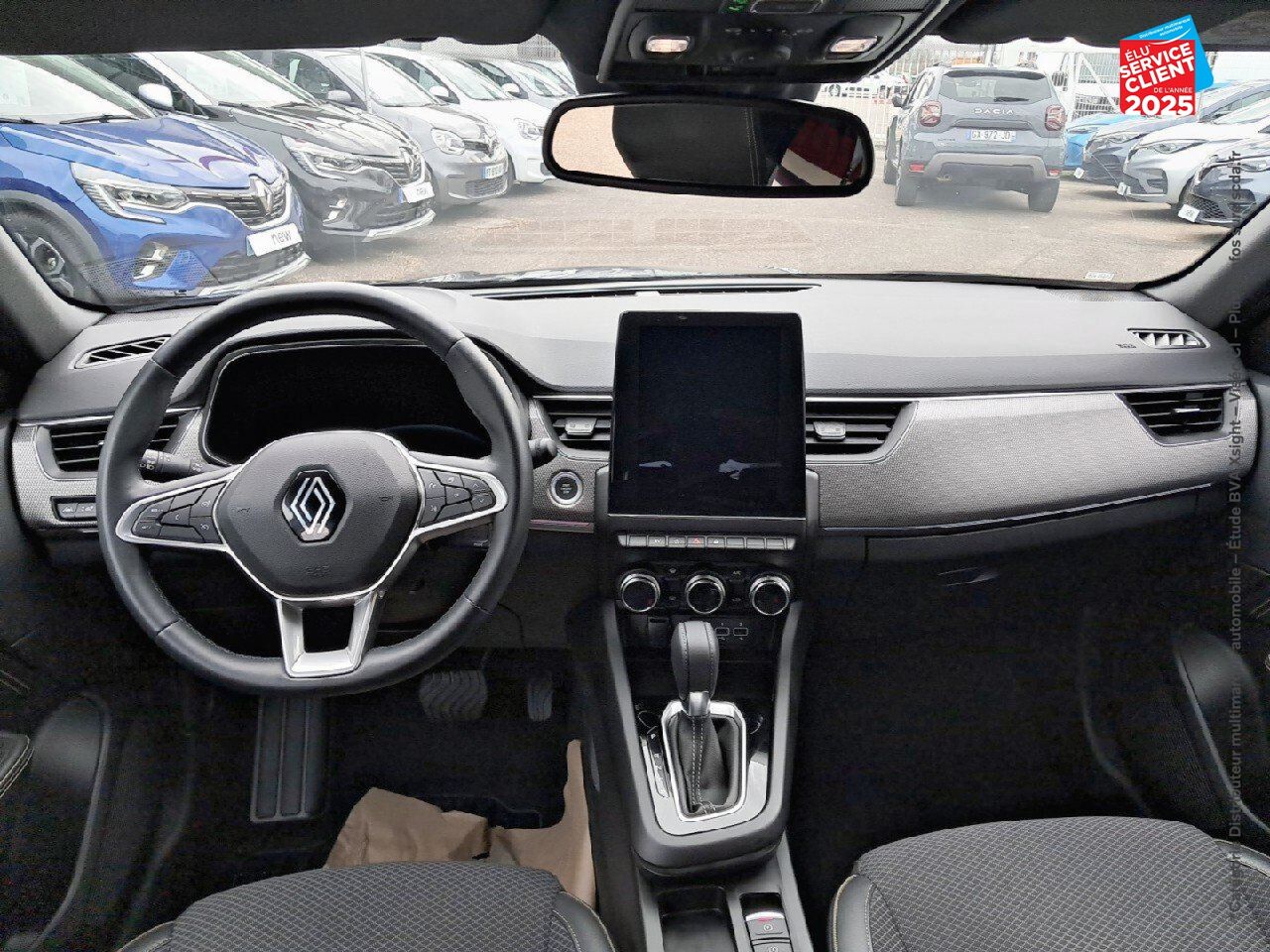 Véhicule d'occasion RENAULT ARKANA 1.6 E-TECH HYBRIDE 145CH TECHNO -22 chez Toyota Thionville