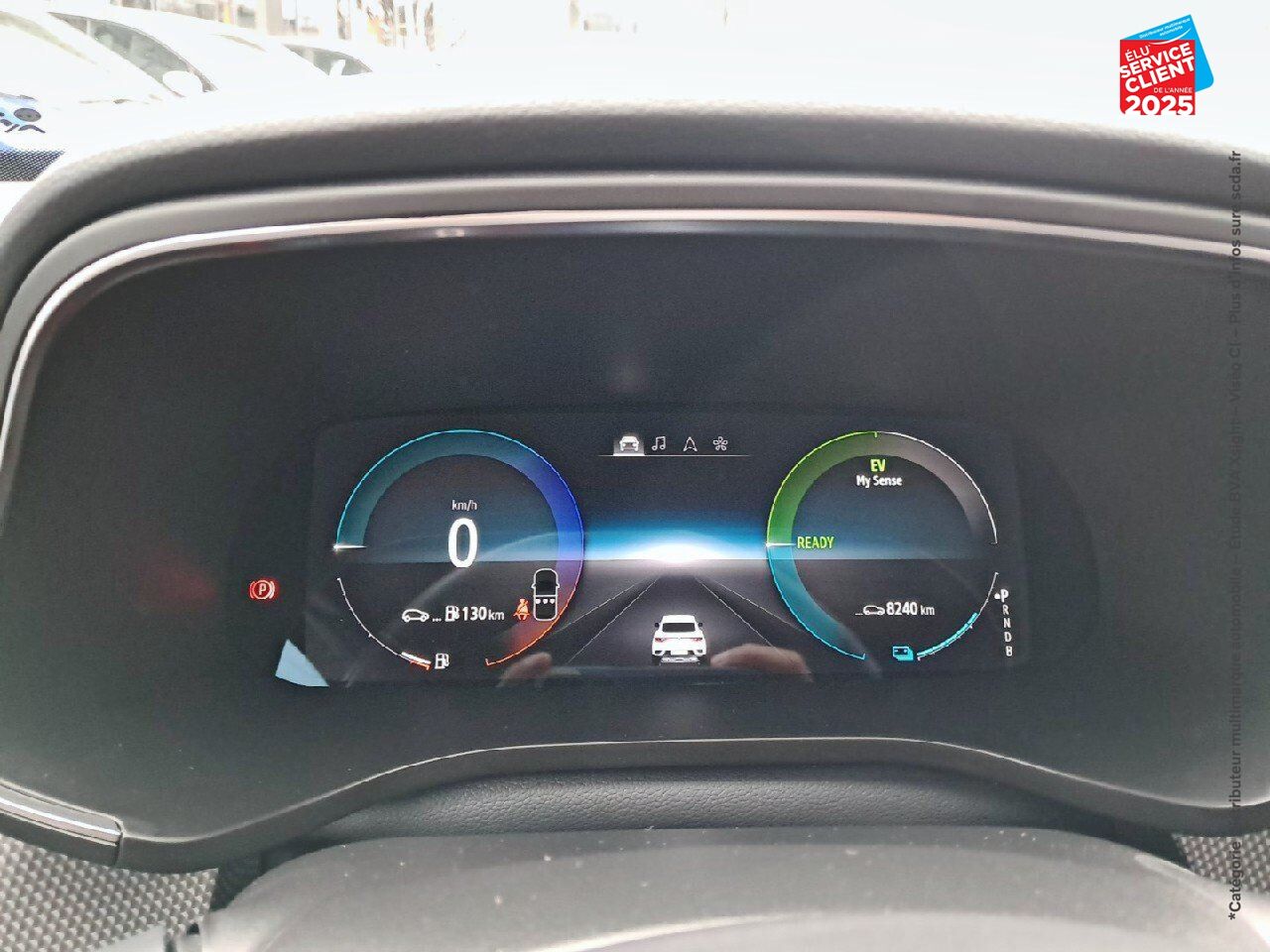 Véhicule d'occasion RENAULT ARKANA 1.6 E-TECH HYBRIDE 145CH TECHNO -22 chez Toyota Thionville